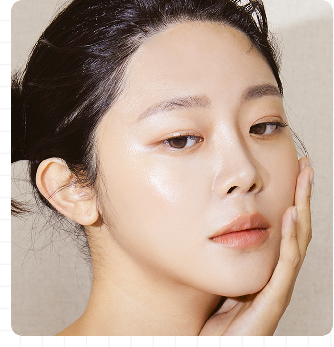 SMAS facelift — model with resilient facial contours