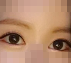 Clear and big eyes ♥