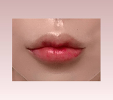 I love my plump lips